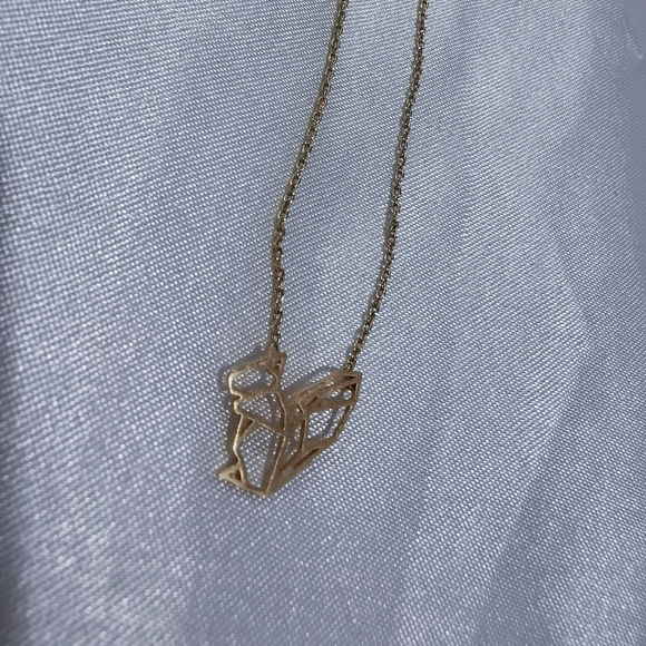 Abstract squirrel pattern necklace - Picture 2 of 4